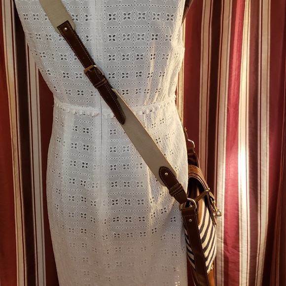 Chaps Handbag - Picture 7 of 7